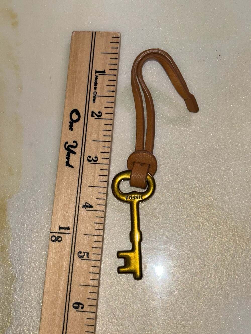 Vintage FOSSIL Gold KEY Keychain with Leather Strap - Picture 2 of 2